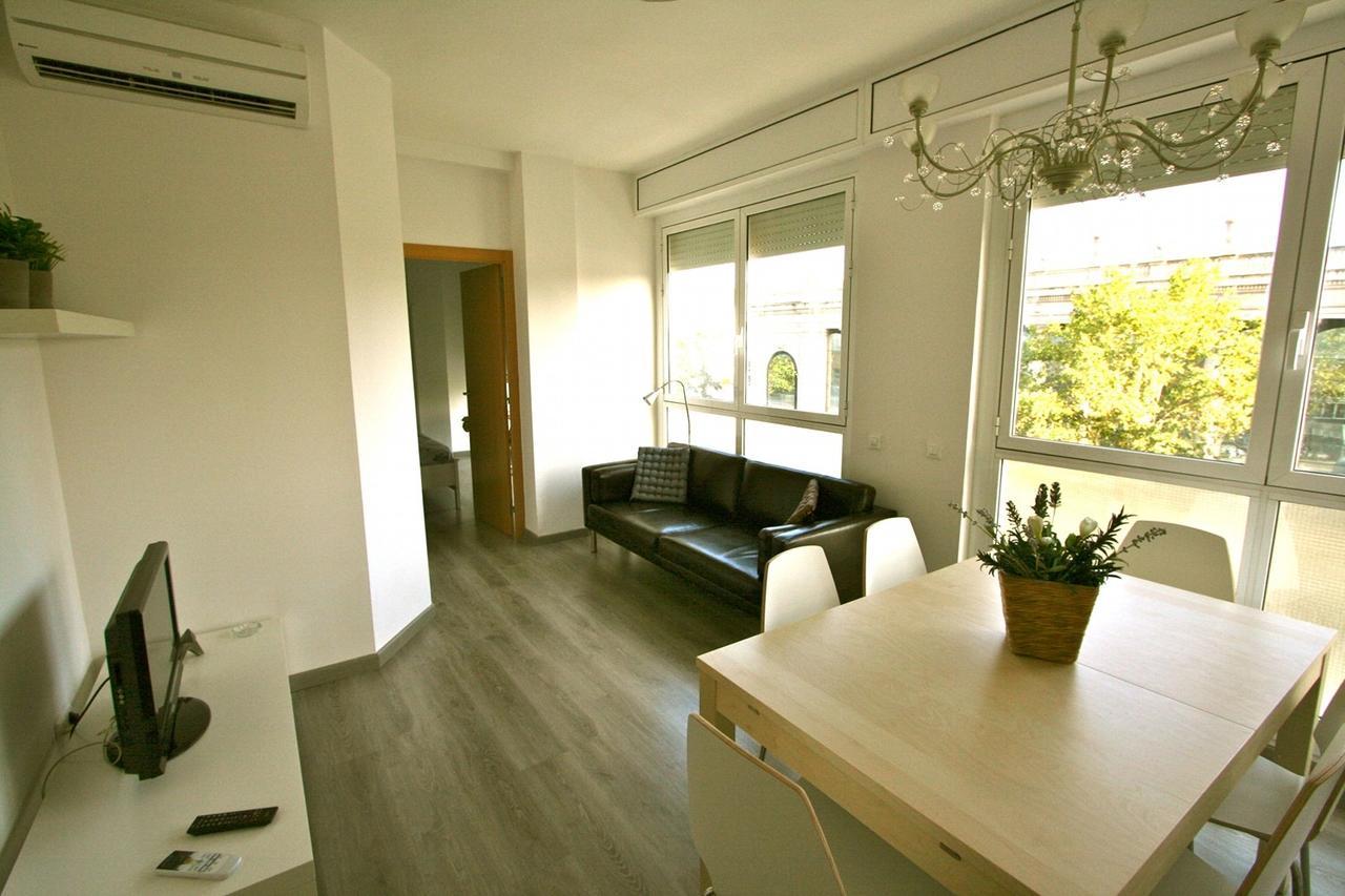 ApartEasy - Plaza España Deluxe Barcelona Exterior foto